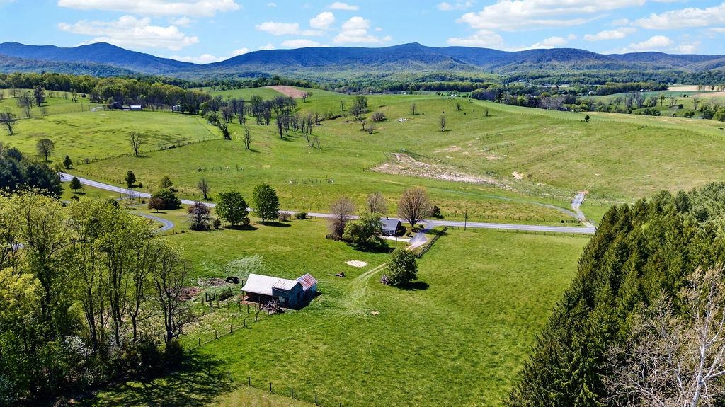 488 BUFFALO GAP HWY, CHURCHVILLE, Virginia 24421, 2 Bedrooms Bedrooms, ,1 BathroomBathrooms,Residential,488 BUFFALO GAP HWY,676560 MLS # 676560