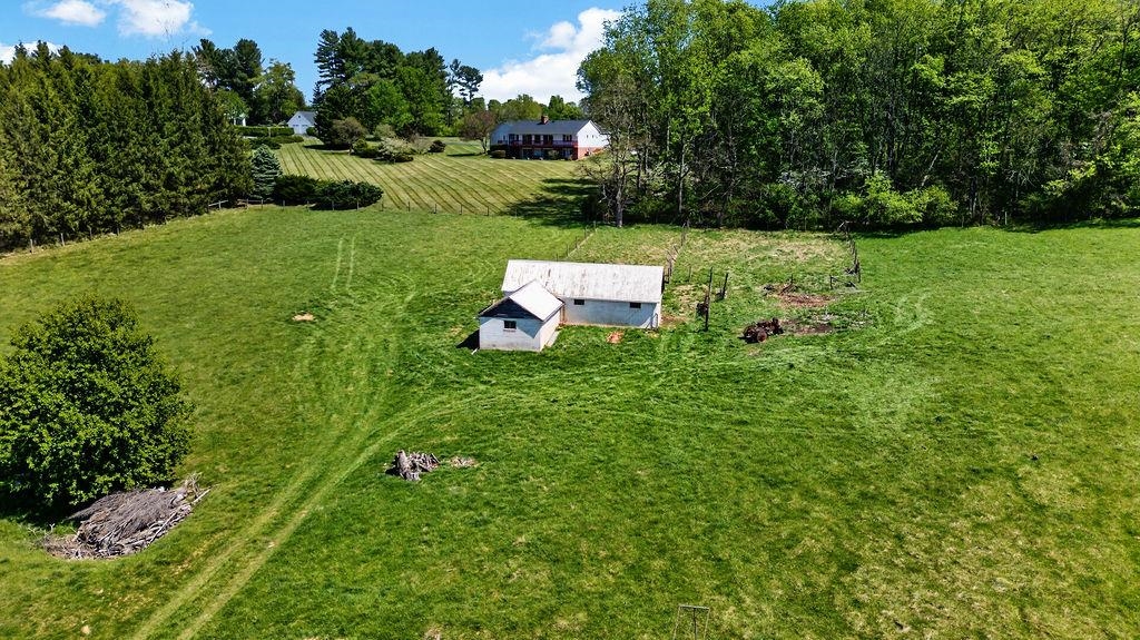 488 BUFFALO GAP HWY, CHURCHVILLE, Virginia 24421, 2 Bedrooms Bedrooms, ,1 BathroomBathrooms,Residential,488 BUFFALO GAP HWY,676560 MLS # 676560