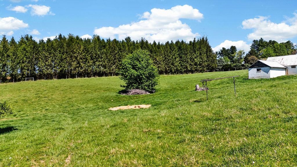 488 BUFFALO GAP HWY, CHURCHVILLE, Virginia 24421, 2 Bedrooms Bedrooms, ,1 BathroomBathrooms,Residential,488 BUFFALO GAP HWY,676560 MLS # 676560