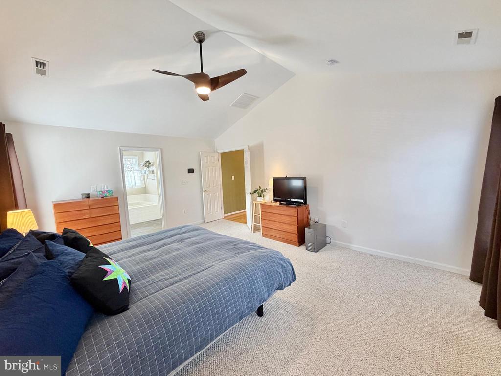 11100 COPELAND CT, FREDERICKSBURG, Virginia 22407, 5 Bedrooms Bedrooms, ,4 BathroomsBathrooms,Residential,11100 COPELAND CT,VASP2039510 MLS # VASP2039510
