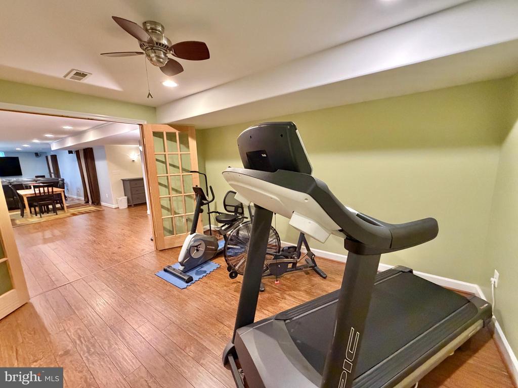11100 COPELAND CT, FREDERICKSBURG, Virginia 22407, 5 Bedrooms Bedrooms, ,4 BathroomsBathrooms,Residential,11100 COPELAND CT,VASP2039510 MLS # VASP2039510