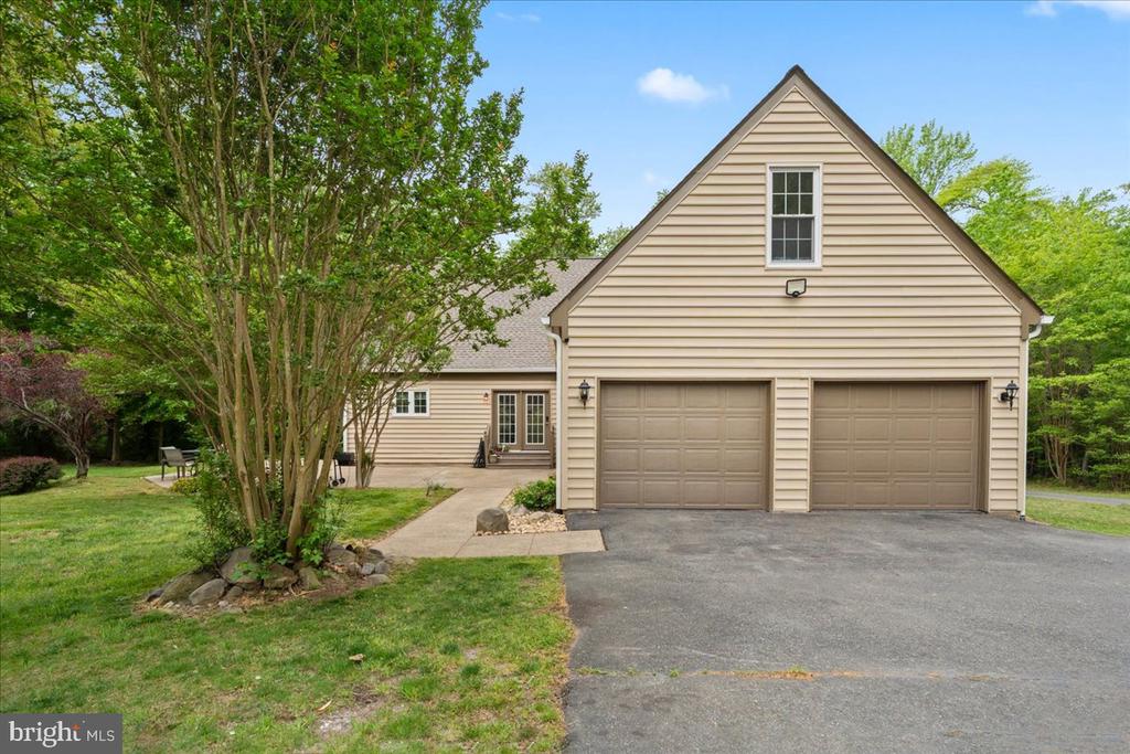 7403 BARRISTER CT, SPOTSYLVANIA, Virginia 22553, 5 Bedrooms Bedrooms, ,3 BathroomsBathrooms,Residential,7403 BARRISTER CT,VASP2040646 MLS # VASP2040646