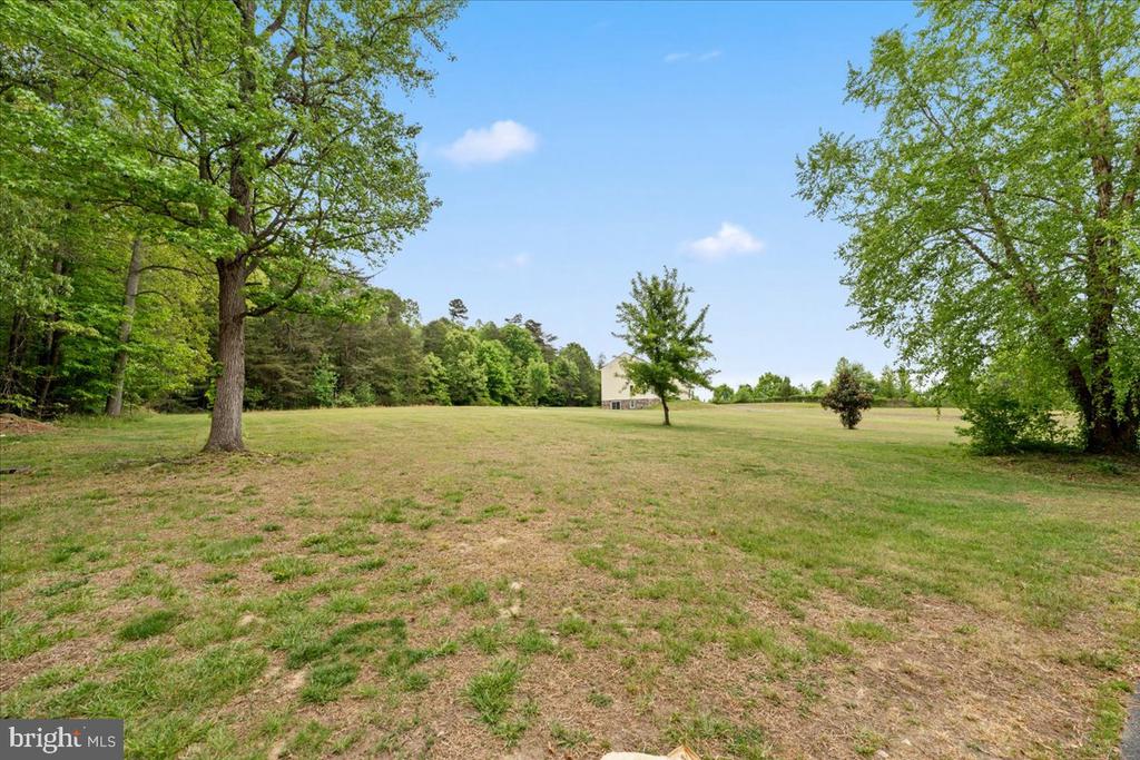 7403 BARRISTER CT, SPOTSYLVANIA, Virginia 22553, 5 Bedrooms Bedrooms, ,3 BathroomsBathrooms,Residential,7403 BARRISTER CT,VASP2040646 MLS # VASP2040646