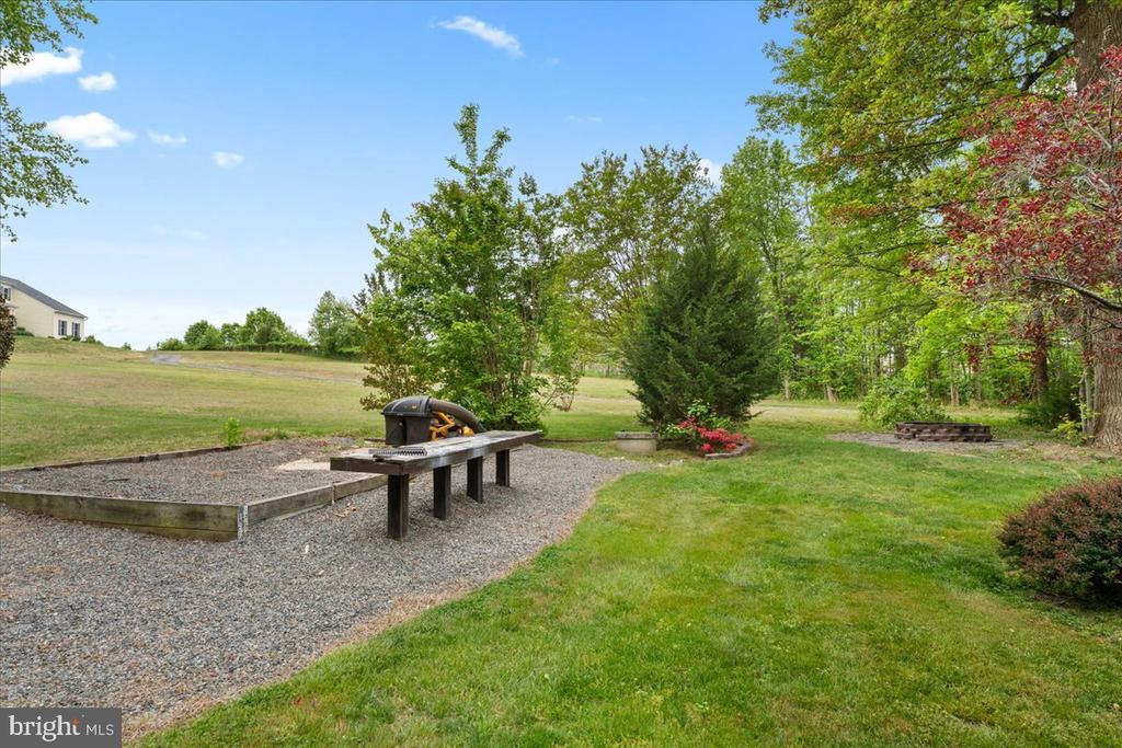 7403 BARRISTER CT, SPOTSYLVANIA, Virginia 22553, 5 Bedrooms Bedrooms, ,3 BathroomsBathrooms,Residential,7403 BARRISTER CT,VASP2040646 MLS # VASP2040646