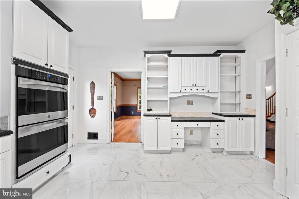 7403 BARRISTER CT, SPOTSYLVANIA, Virginia 22553, 5 Bedrooms Bedrooms, ,3 BathroomsBathrooms,Residential,7403 BARRISTER CT,VASP2040646 MLS # VASP2040646