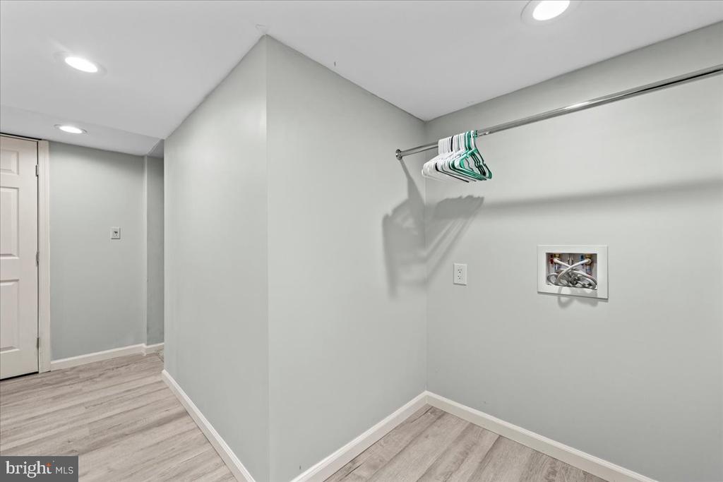 7403 BARRISTER CT, SPOTSYLVANIA, Virginia 22553, 5 Bedrooms Bedrooms, ,3 BathroomsBathrooms,Residential,7403 BARRISTER CT,VASP2040646 MLS # VASP2040646