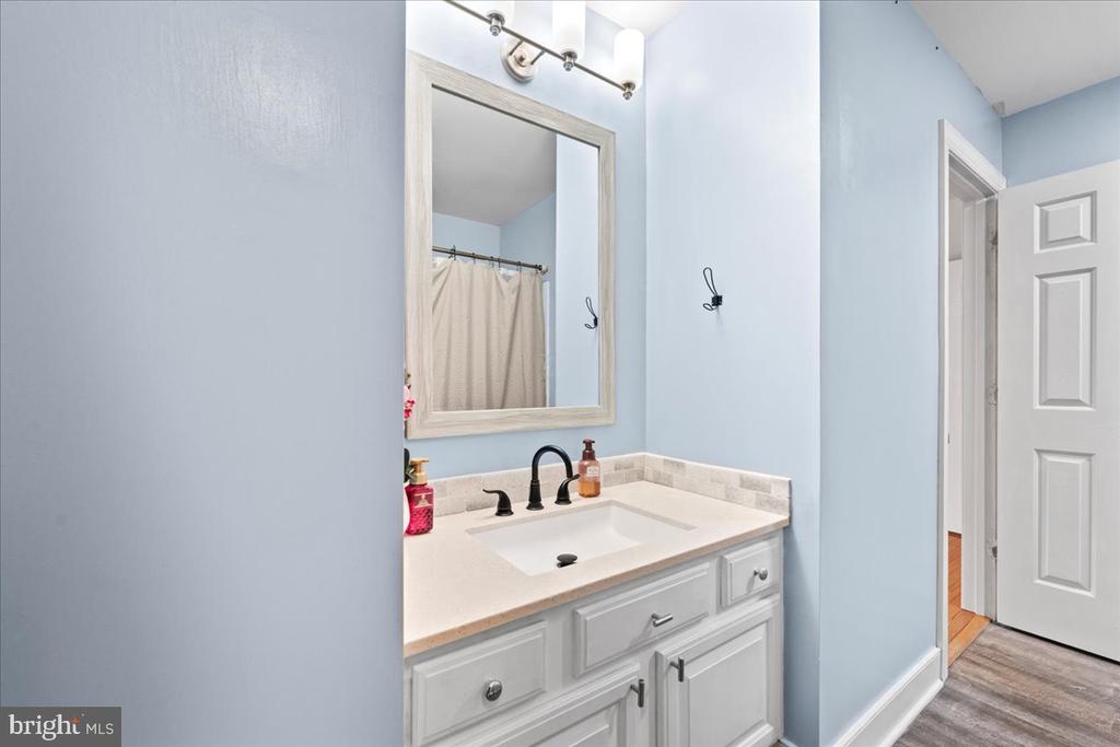 7403 BARRISTER CT, SPOTSYLVANIA, Virginia 22553, 5 Bedrooms Bedrooms, ,3 BathroomsBathrooms,Residential,7403 BARRISTER CT,VASP2040646 MLS # VASP2040646