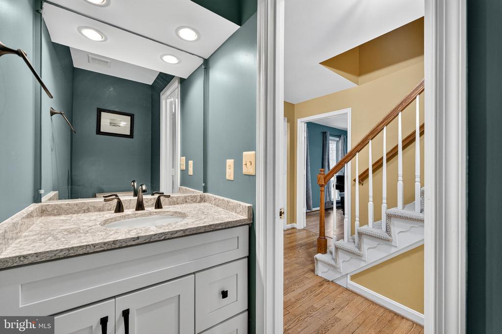 4117 RUNNING QUAIL TRL, AMISSVILLE, Virginia 20106, 4 Bedrooms Bedrooms, ,3 BathroomsBathrooms,Residential,4117 RUNNING QUAIL TRL,VACU2013022 MLS # VACU2013022