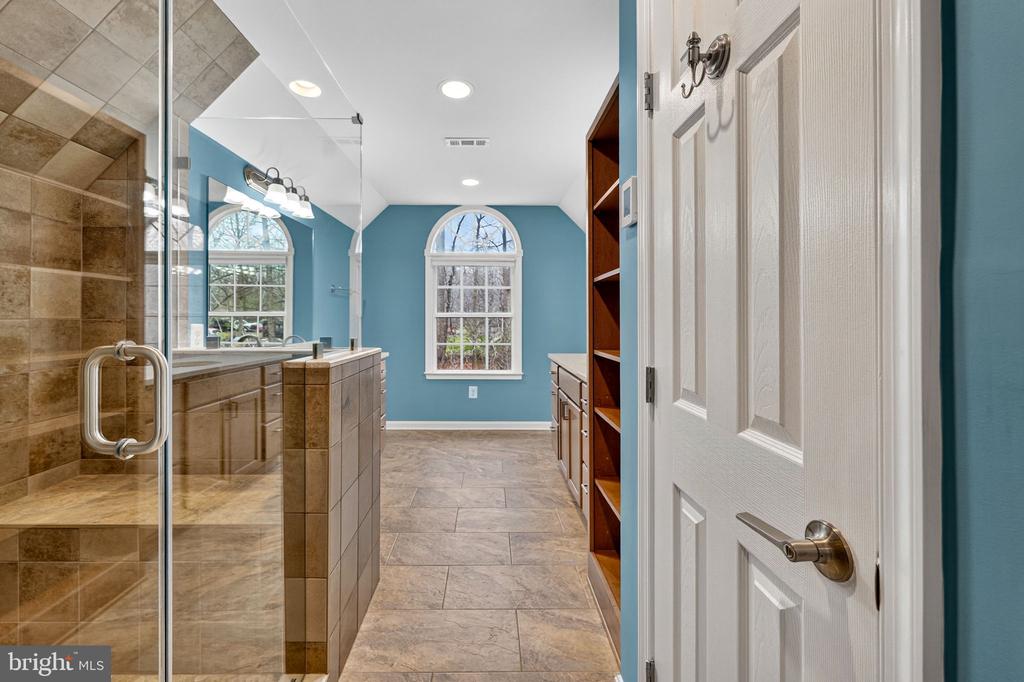 4117 RUNNING QUAIL TRL, AMISSVILLE, Virginia 20106, 4 Bedrooms Bedrooms, ,3 BathroomsBathrooms,Residential,4117 RUNNING QUAIL TRL,VACU2013022 MLS # VACU2013022