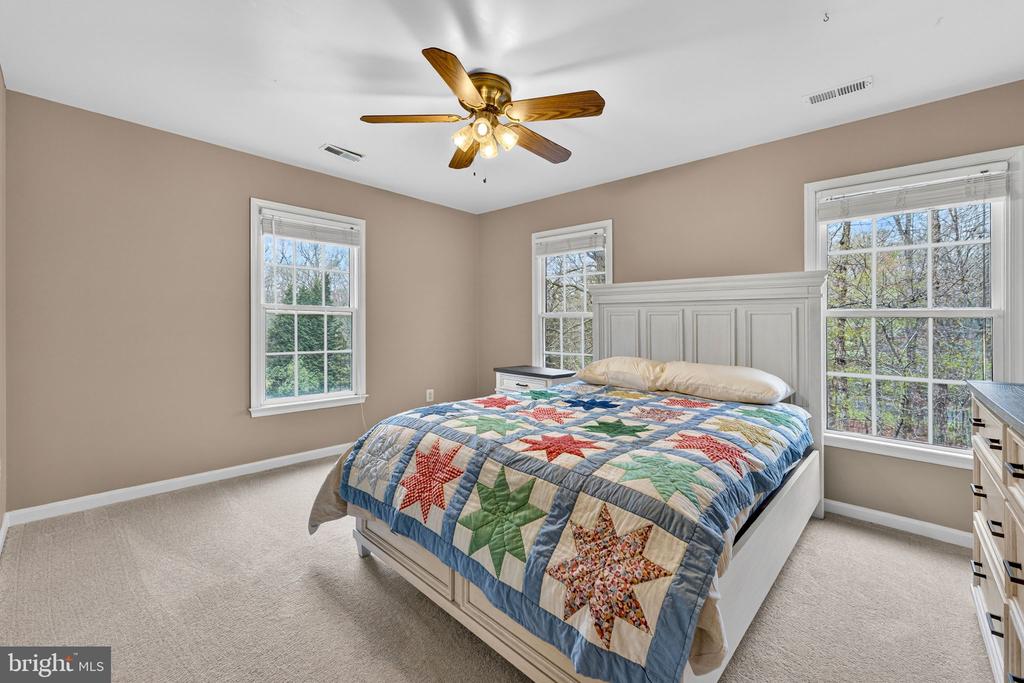 4117 RUNNING QUAIL TRL, AMISSVILLE, Virginia 20106, 4 Bedrooms Bedrooms, ,3 BathroomsBathrooms,Residential,4117 RUNNING QUAIL TRL,VACU2013022 MLS # VACU2013022