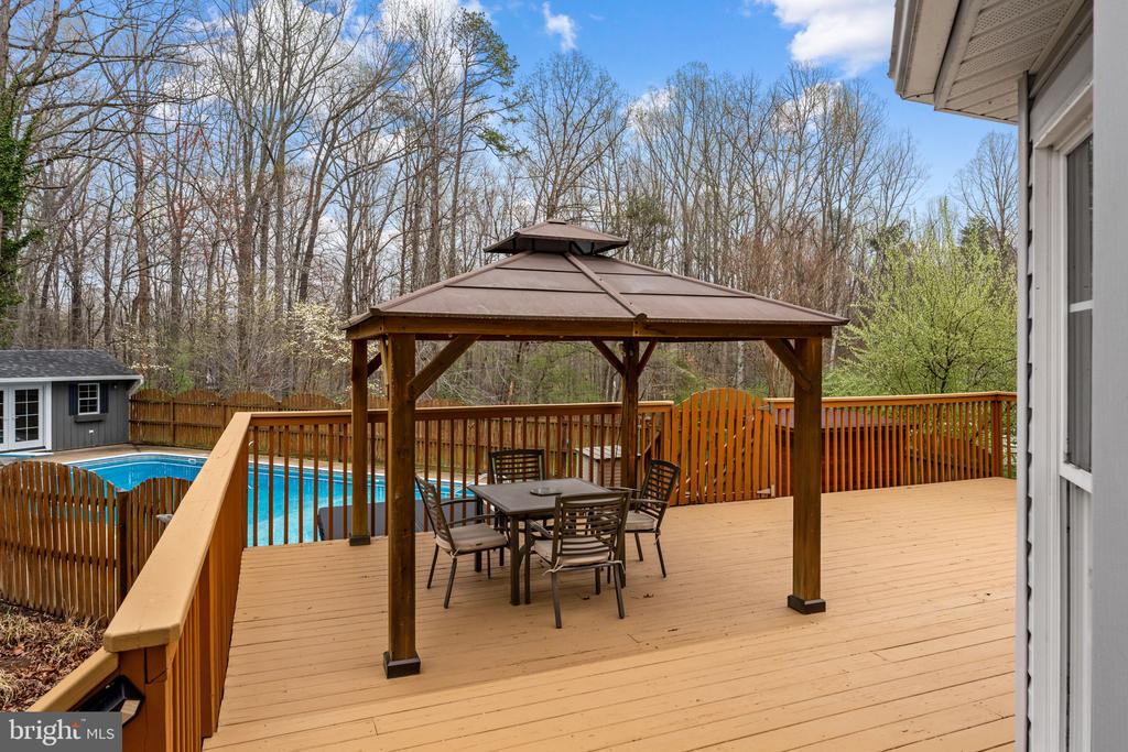 4117 RUNNING QUAIL TRL, AMISSVILLE, Virginia 20106, 4 Bedrooms Bedrooms, ,3 BathroomsBathrooms,Residential,4117 RUNNING QUAIL TRL,VACU2013022 MLS # VACU2013022