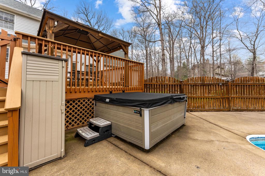 4117 RUNNING QUAIL TRL, AMISSVILLE, Virginia 20106, 4 Bedrooms Bedrooms, ,3 BathroomsBathrooms,Residential,4117 RUNNING QUAIL TRL,VACU2013022 MLS # VACU2013022