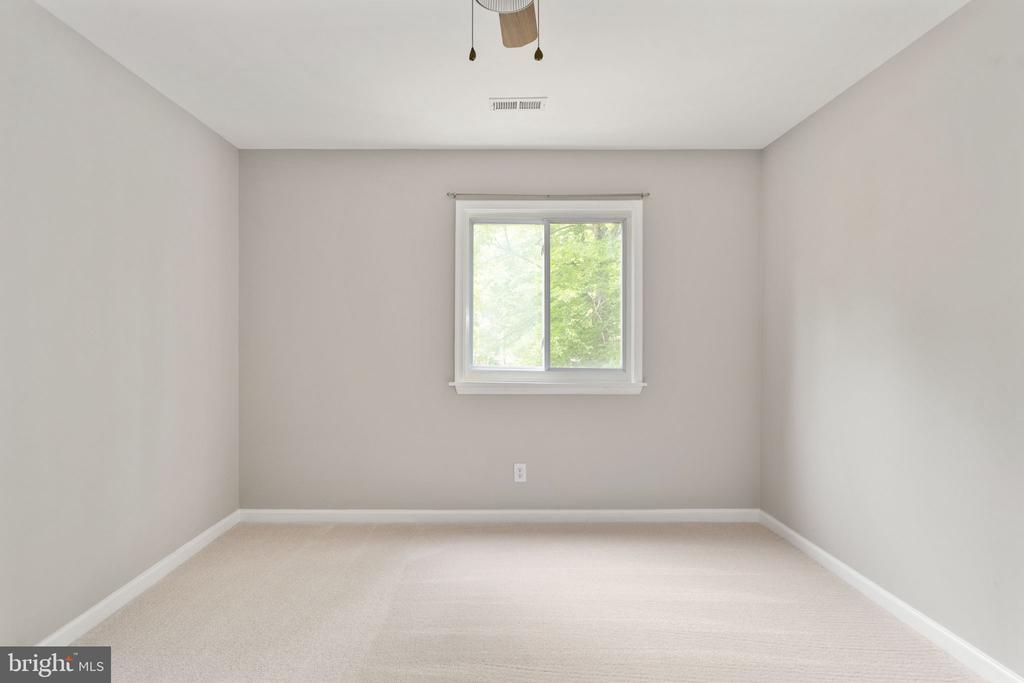 11000 MEADOWLARK LN, SPOTSYLVANIA, Virginia 22553, 3 Bedrooms Bedrooms, ,2 BathroomsBathrooms,Residential,11000 MEADOWLARK LN,VASP2040632 MLS # VASP2040632
