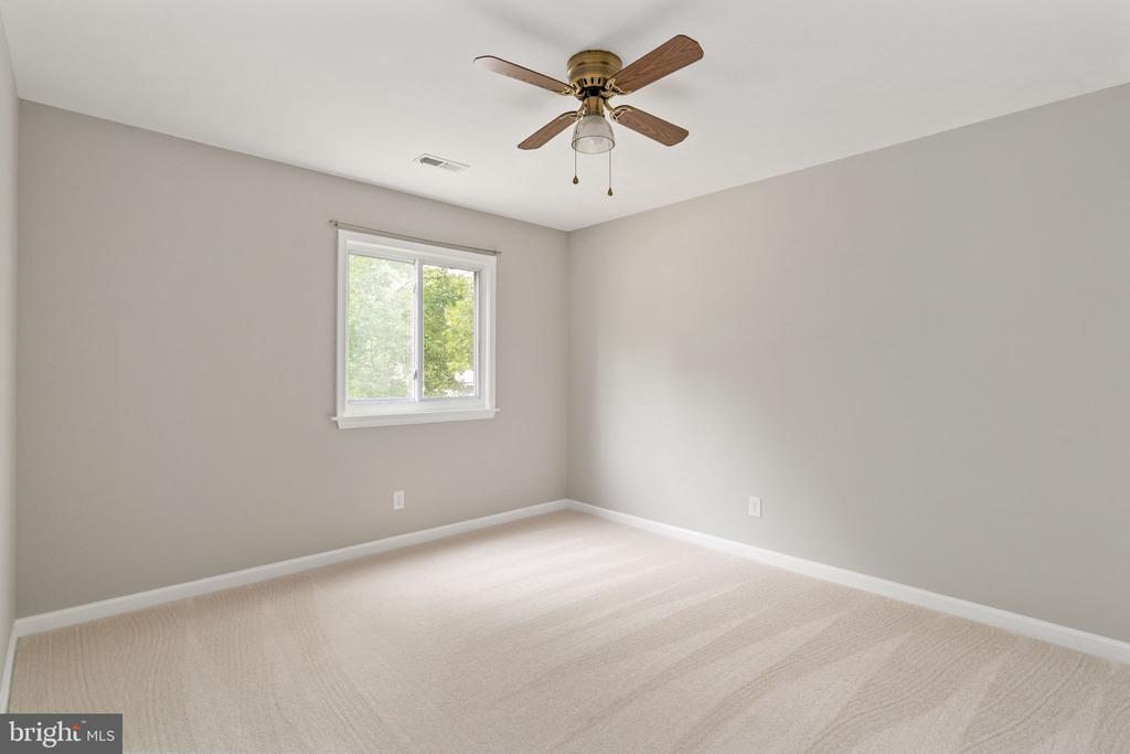 11000 MEADOWLARK LN, SPOTSYLVANIA, Virginia 22553, 3 Bedrooms Bedrooms, ,2 BathroomsBathrooms,Residential,11000 MEADOWLARK LN,VASP2040632 MLS # VASP2040632