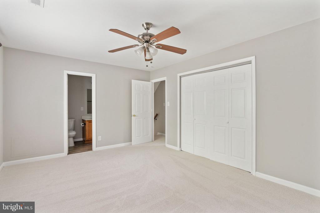 11000 MEADOWLARK LN, SPOTSYLVANIA, Virginia 22553, 3 Bedrooms Bedrooms, ,2 BathroomsBathrooms,Residential,11000 MEADOWLARK LN,VASP2040632 MLS # VASP2040632
