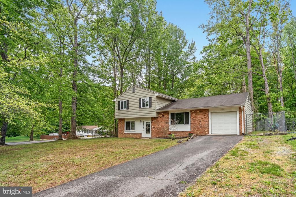11000 MEADOWLARK LN, SPOTSYLVANIA, Virginia 22553, 3 Bedrooms Bedrooms, ,2 BathroomsBathrooms,Residential,11000 MEADOWLARK LN,VASP2040632 MLS # VASP2040632
