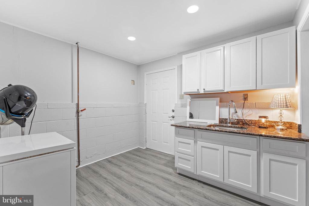 5406 LEE WHITE LN, FREDERICKSBURG, Virginia 22407, 4 Bedrooms Bedrooms, ,2 BathroomsBathrooms,Residential,5406 LEE WHITE LN,VASP2040888 MLS # VASP2040888
