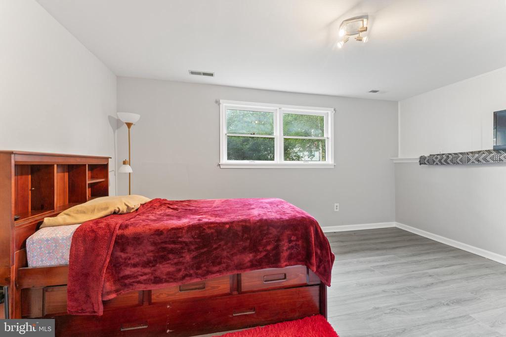 5406 LEE WHITE LN, FREDERICKSBURG, Virginia 22407, 4 Bedrooms Bedrooms, ,2 BathroomsBathrooms,Residential,5406 LEE WHITE LN,VASP2040888 MLS # VASP2040888