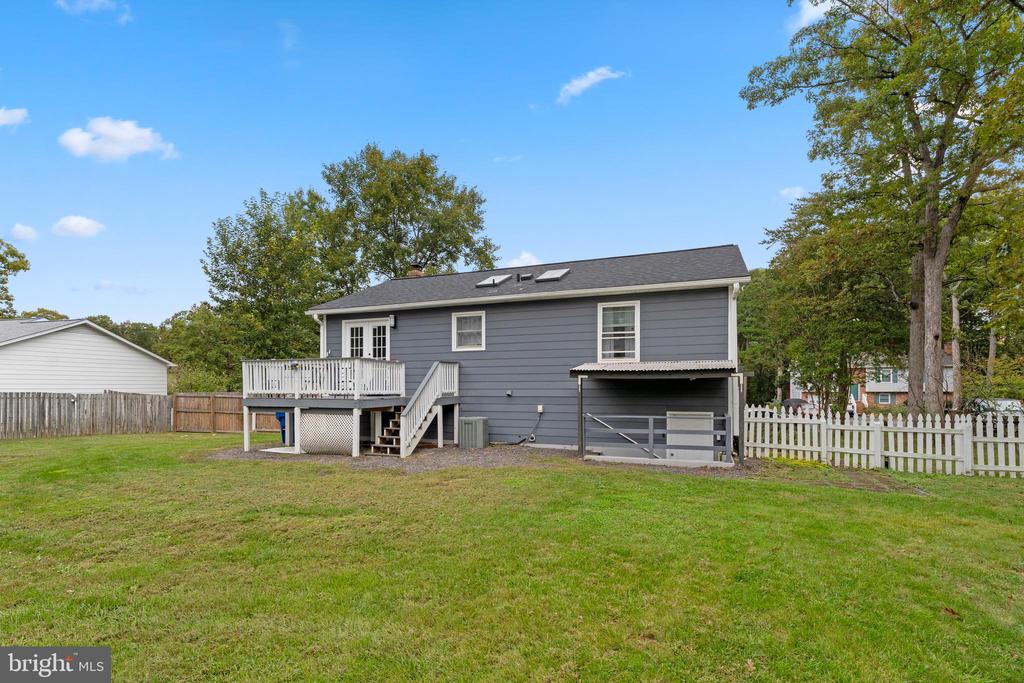5406 LEE WHITE LN, FREDERICKSBURG, Virginia 22407, 4 Bedrooms Bedrooms, ,2 BathroomsBathrooms,Residential,5406 LEE WHITE LN,VASP2040888 MLS # VASP2040888