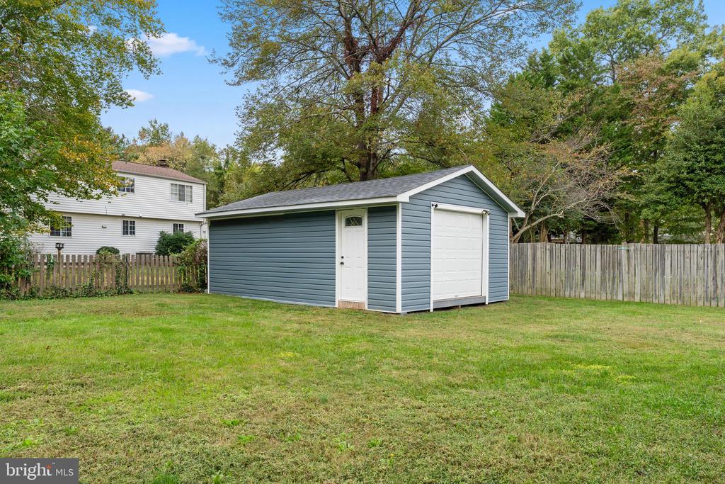 5406 LEE WHITE LN, FREDERICKSBURG, Virginia 22407, 4 Bedrooms Bedrooms, ,2 BathroomsBathrooms,Residential,5406 LEE WHITE LN,VASP2040888 MLS # VASP2040888