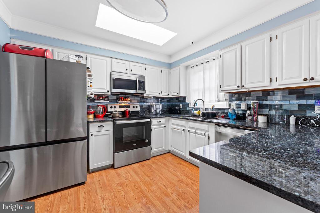 5406 LEE WHITE LN, FREDERICKSBURG, Virginia 22407, 4 Bedrooms Bedrooms, ,2 BathroomsBathrooms,Residential,5406 LEE WHITE LN,VASP2040888 MLS # VASP2040888