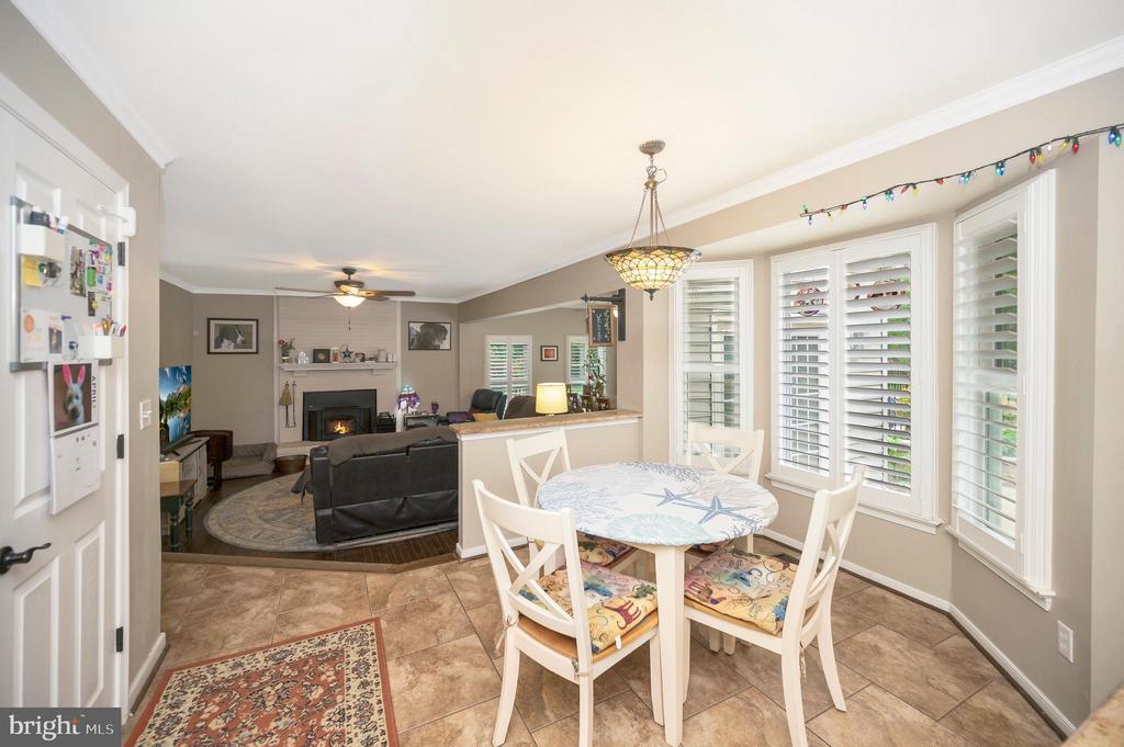 8125 LEE JACKSON CIR, SPOTSYLVANIA, Virginia 22553, 5 Bedrooms Bedrooms, ,3 BathroomsBathrooms,Residential,8125 LEE JACKSON CIR,VASP2040848 MLS # VASP2040848