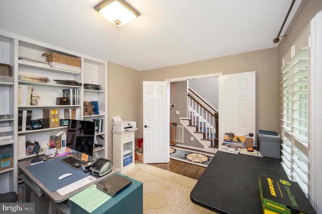 8125 LEE JACKSON CIR, SPOTSYLVANIA, Virginia 22553, 5 Bedrooms Bedrooms, ,3 BathroomsBathrooms,Residential,8125 LEE JACKSON CIR,VASP2040848 MLS # VASP2040848
