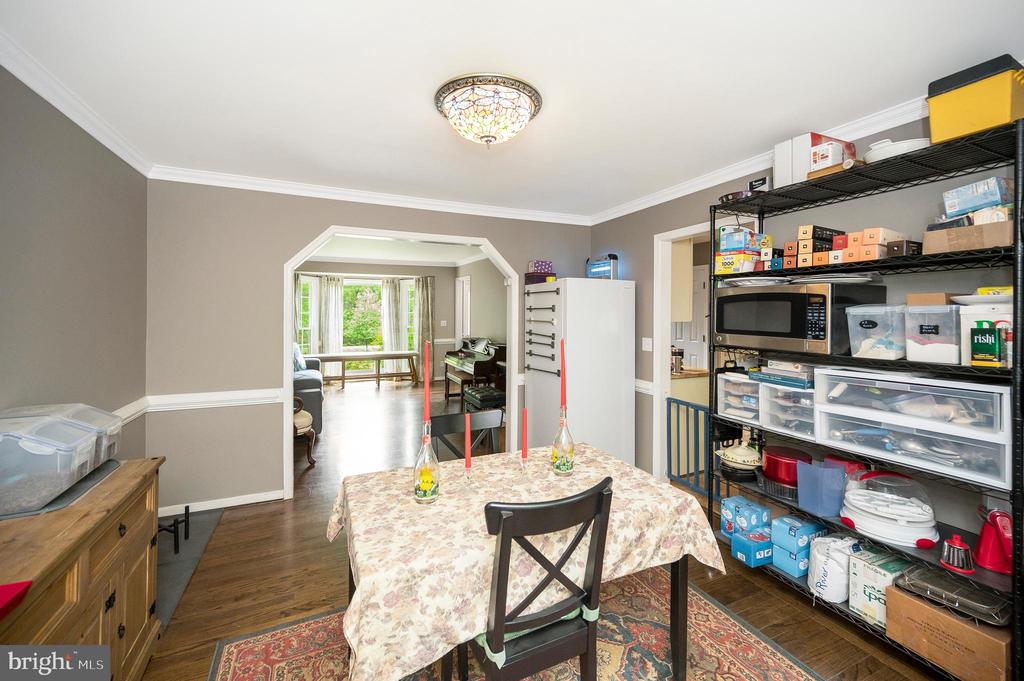 8125 LEE JACKSON CIR, SPOTSYLVANIA, Virginia 22553, 5 Bedrooms Bedrooms, ,3 BathroomsBathrooms,Residential,8125 LEE JACKSON CIR,VASP2040848 MLS # VASP2040848