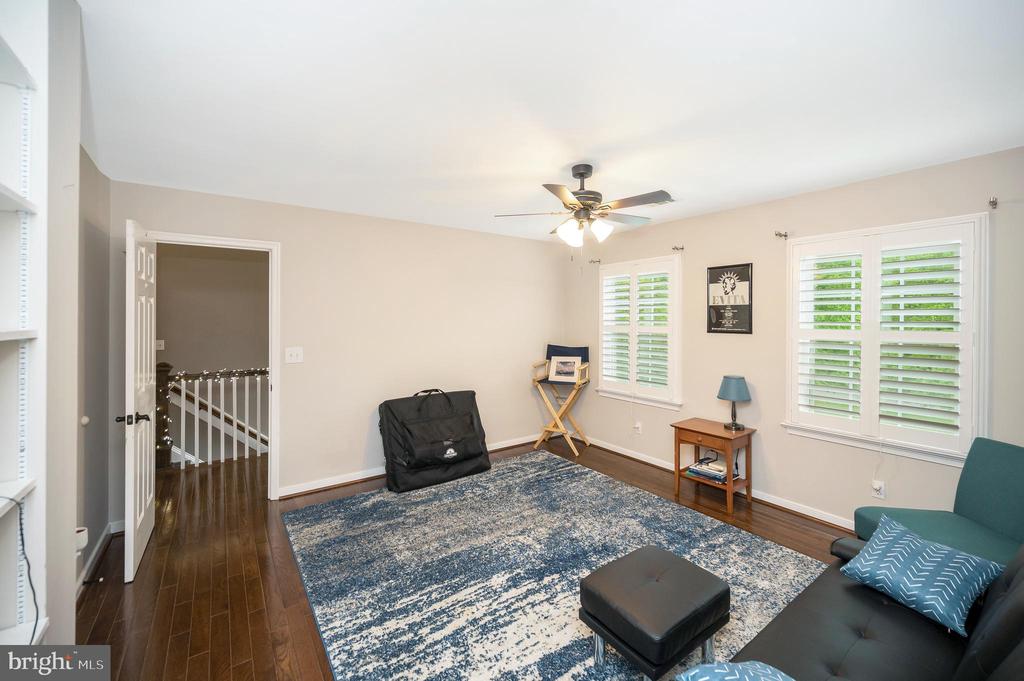 8125 LEE JACKSON CIR, SPOTSYLVANIA, Virginia 22553, 5 Bedrooms Bedrooms, ,3 BathroomsBathrooms,Residential,8125 LEE JACKSON CIR,VASP2040848 MLS # VASP2040848