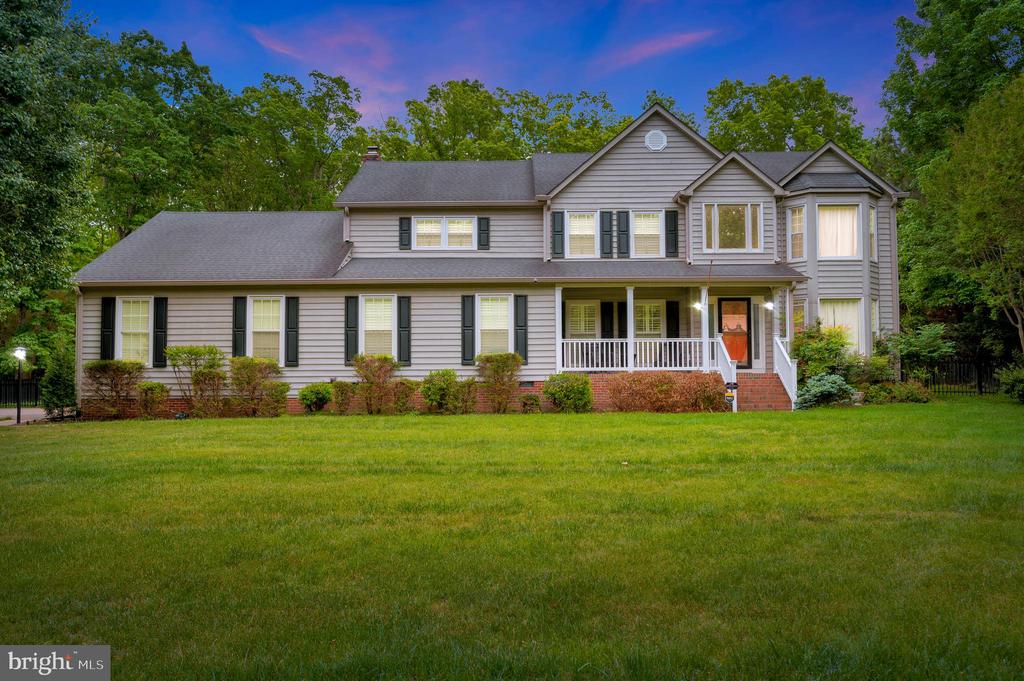 8125 LEE JACKSON CIR, SPOTSYLVANIA, Virginia 22553, 5 Bedrooms Bedrooms, ,3 BathroomsBathrooms,Residential,8125 LEE JACKSON CIR,VASP2040848 MLS # VASP2040848