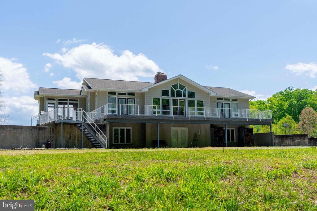 6000 HALEYS MILL RD, SPOTSYLVANIA, Virginia 22551, 3 Bedrooms Bedrooms, ,2 BathroomsBathrooms,Residential,6000 HALEYS MILL RD,VASP2041068 MLS # VASP2041068