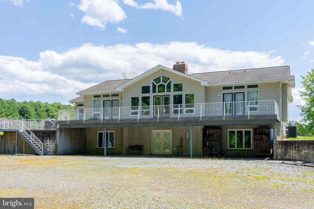 6000 HALEYS MILL RD, SPOTSYLVANIA, Virginia 22551, 3 Bedrooms Bedrooms, ,2 BathroomsBathrooms,Residential,6000 HALEYS MILL RD,VASP2041068 MLS # VASP2041068