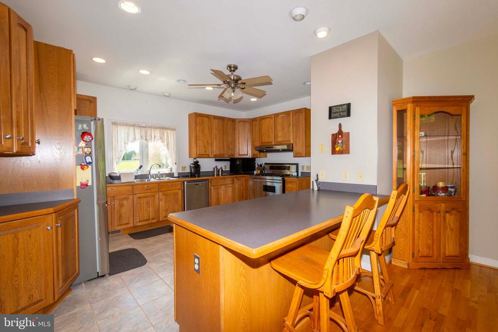 6000 HALEYS MILL RD, SPOTSYLVANIA, Virginia 22551, 3 Bedrooms Bedrooms, ,2 BathroomsBathrooms,Residential,6000 HALEYS MILL RD,VASP2041068 MLS # VASP2041068