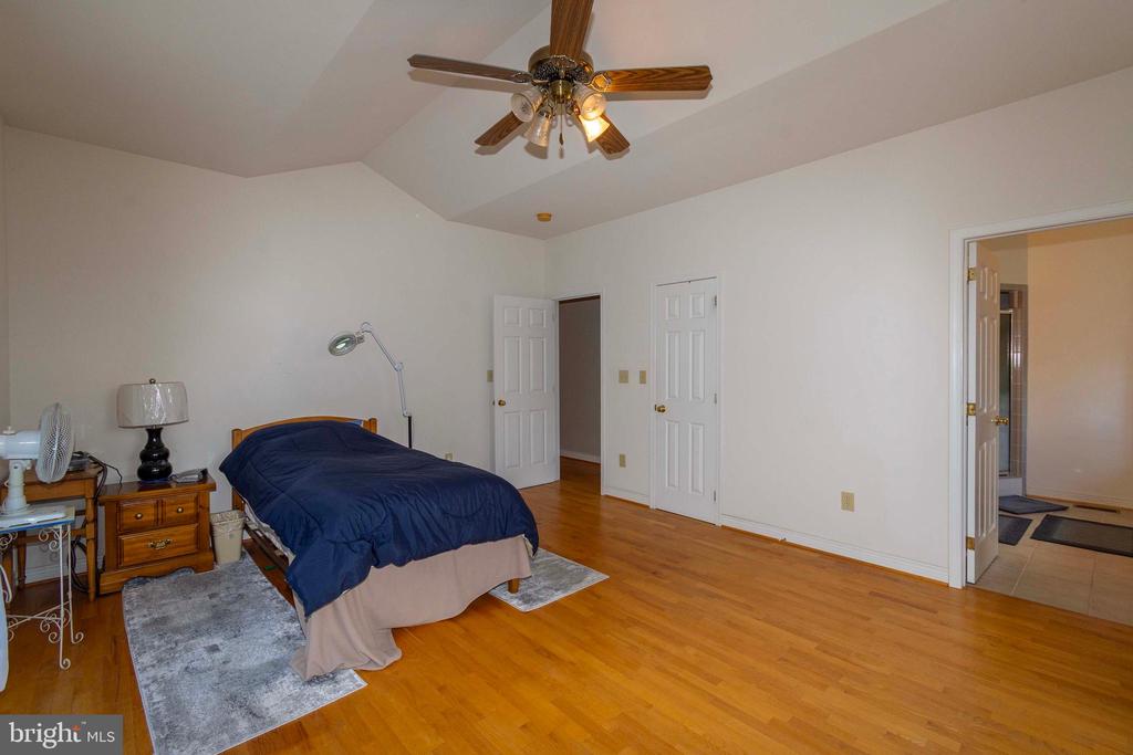 6000 HALEYS MILL RD, SPOTSYLVANIA, Virginia 22551, 3 Bedrooms Bedrooms, ,2 BathroomsBathrooms,Residential,6000 HALEYS MILL RD,VASP2041068 MLS # VASP2041068