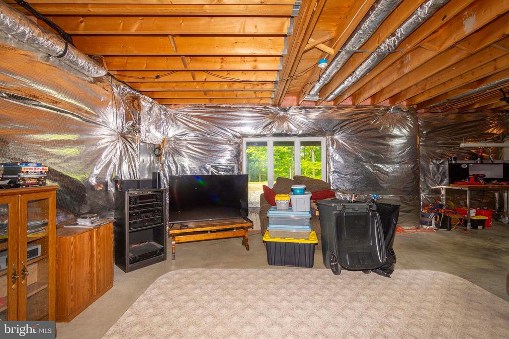 6000 HALEYS MILL RD, SPOTSYLVANIA, Virginia 22551, 3 Bedrooms Bedrooms, ,2 BathroomsBathrooms,Residential,6000 HALEYS MILL RD,VASP2041068 MLS # VASP2041068