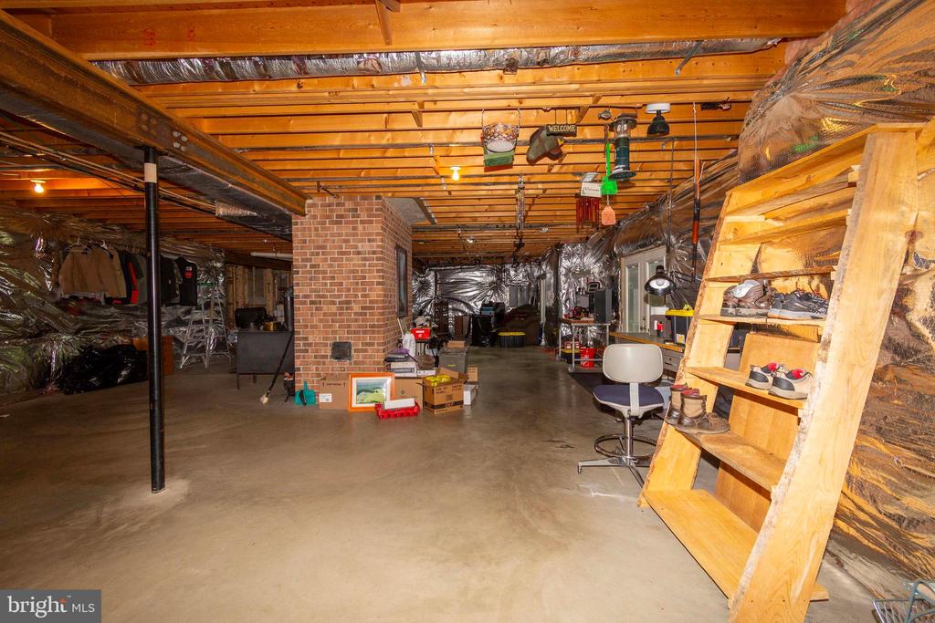 6000 HALEYS MILL RD, SPOTSYLVANIA, Virginia 22551, 3 Bedrooms Bedrooms, ,2 BathroomsBathrooms,Residential,6000 HALEYS MILL RD,VASP2041068 MLS # VASP2041068