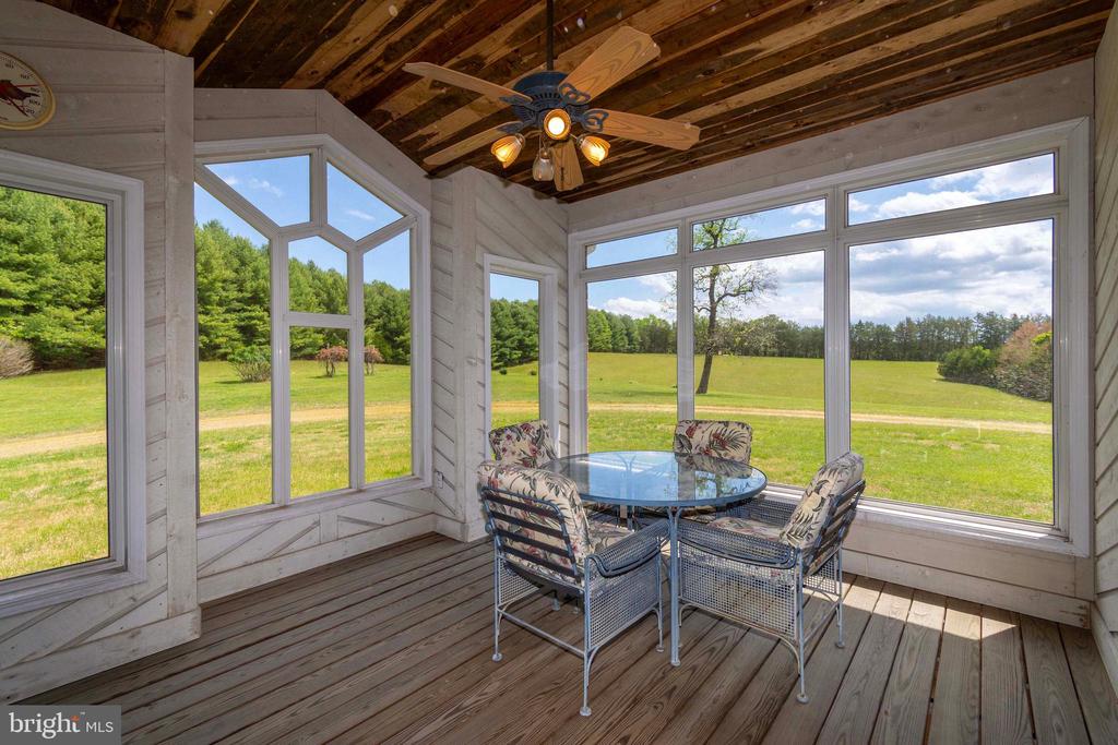 6000 HALEYS MILL RD, SPOTSYLVANIA, Virginia 22551, 3 Bedrooms Bedrooms, ,2 BathroomsBathrooms,Residential,6000 HALEYS MILL RD,VASP2041074 MLS # VASP2041074