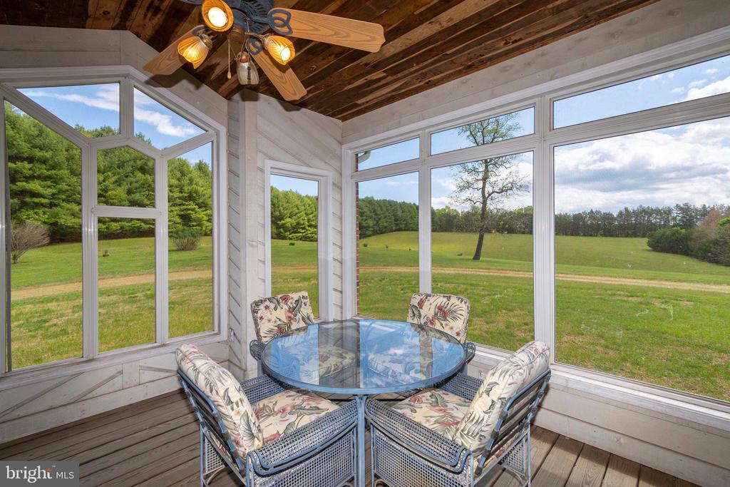 6000 HALEYS MILL RD, SPOTSYLVANIA, Virginia 22551, 3 Bedrooms Bedrooms, ,2 BathroomsBathrooms,Residential,6000 HALEYS MILL RD,VASP2041074 MLS # VASP2041074
