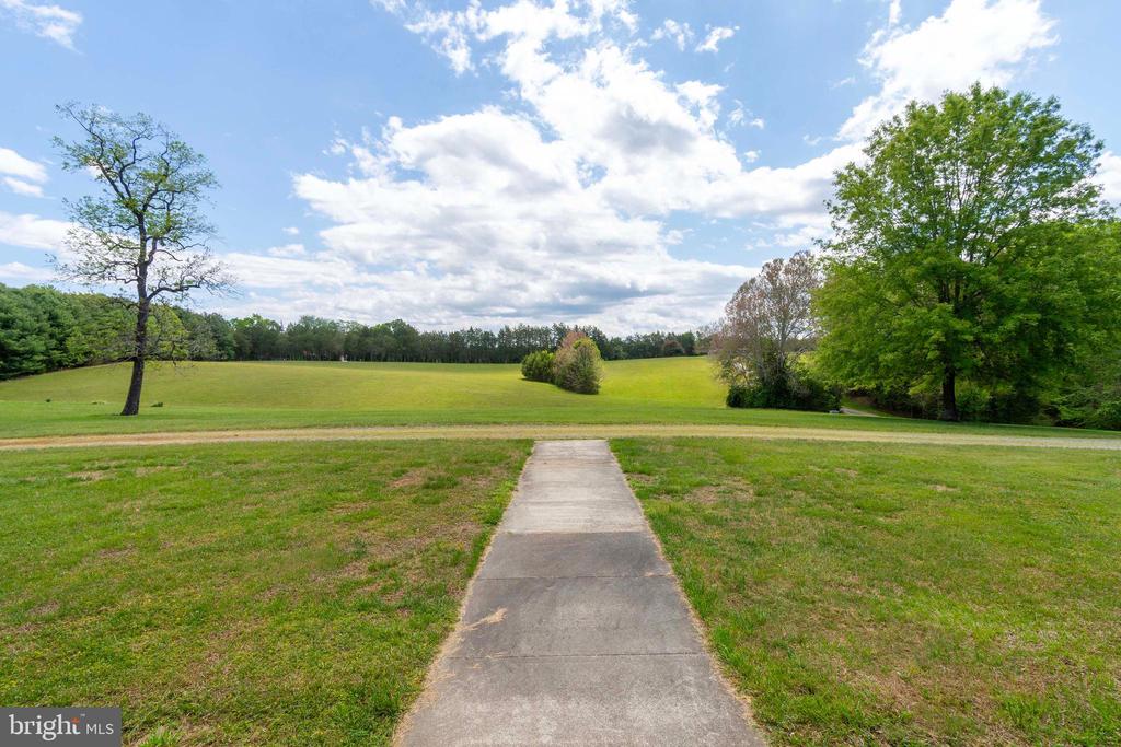 6000 HALEYS MILL RD, SPOTSYLVANIA, Virginia 22551, 3 Bedrooms Bedrooms, ,2 BathroomsBathrooms,Residential,6000 HALEYS MILL RD,VASP2041074 MLS # VASP2041074