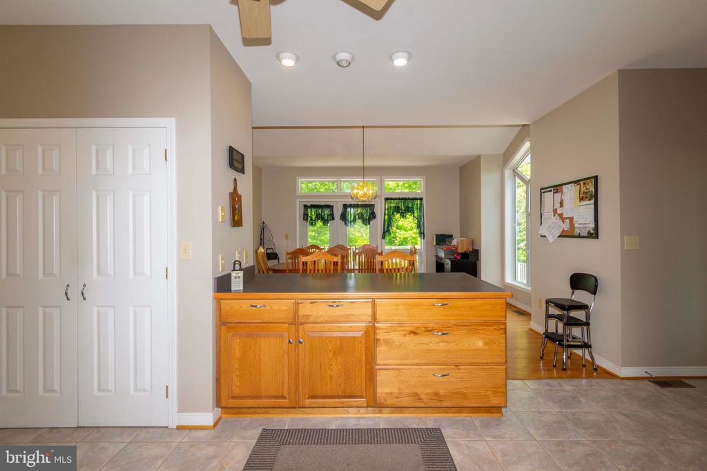 6000 HALEYS MILL RD, SPOTSYLVANIA, Virginia 22551, 3 Bedrooms Bedrooms, ,2 BathroomsBathrooms,Residential,6000 HALEYS MILL RD,VASP2041074 MLS # VASP2041074