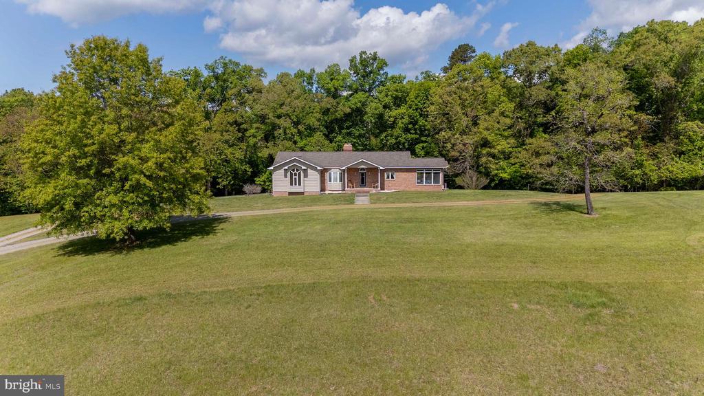6000 HALEYS MILL RD, SPOTSYLVANIA, Virginia 22551, 3 Bedrooms Bedrooms, ,2 BathroomsBathrooms,Residential,6000 HALEYS MILL RD,VASP2041074 MLS # VASP2041074