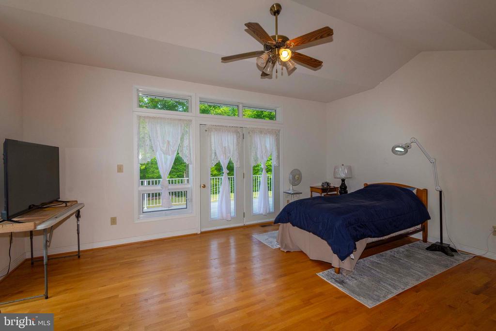 6000 HALEYS MILL RD, SPOTSYLVANIA, Virginia 22551, 3 Bedrooms Bedrooms, ,2 BathroomsBathrooms,Residential,6000 HALEYS MILL RD,VASP2041074 MLS # VASP2041074