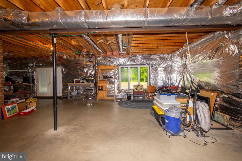 6000 HALEYS MILL RD, SPOTSYLVANIA, Virginia 22551, 3 Bedrooms Bedrooms, ,2 BathroomsBathrooms,Residential,6000 HALEYS MILL RD,VASP2041074 MLS # VASP2041074