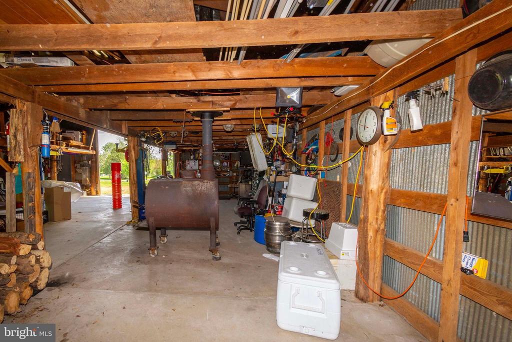 6000 HALEYS MILL RD, SPOTSYLVANIA, Virginia 22551, 3 Bedrooms Bedrooms, ,2 BathroomsBathrooms,Residential,6000 HALEYS MILL RD,VASP2041074 MLS # VASP2041074