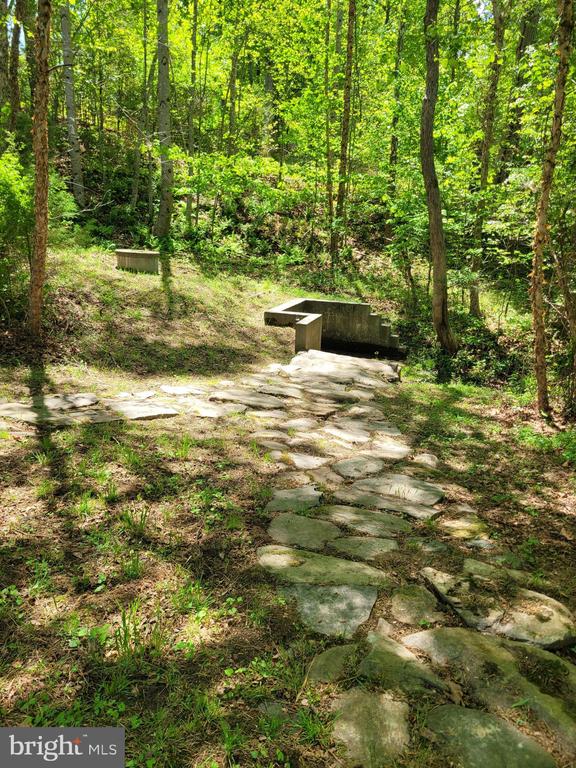 6000 HALEYS MILL RD, SPOTSYLVANIA, Virginia 22551, 3 Bedrooms Bedrooms, ,2 BathroomsBathrooms,Residential,6000 HALEYS MILL RD,VASP2041074 MLS # VASP2041074