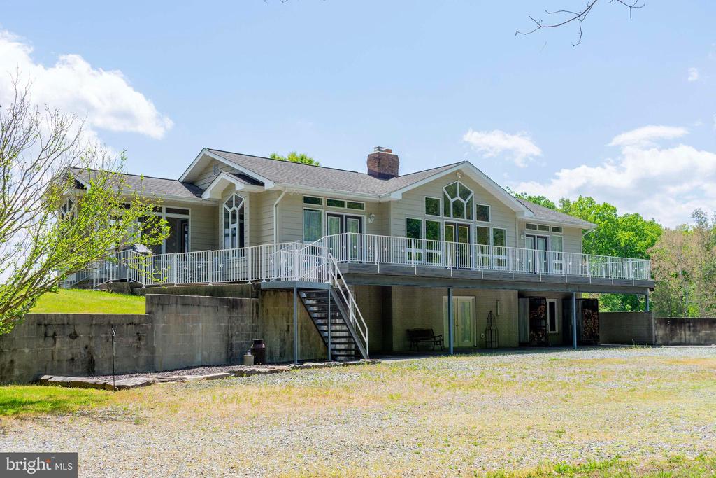 6000 HALEYS MILL RD, SPOTSYLVANIA, Virginia 22551, 3 Bedrooms Bedrooms, ,2 BathroomsBathrooms,Residential,6000 HALEYS MILL RD,VASP2041074 MLS # VASP2041074