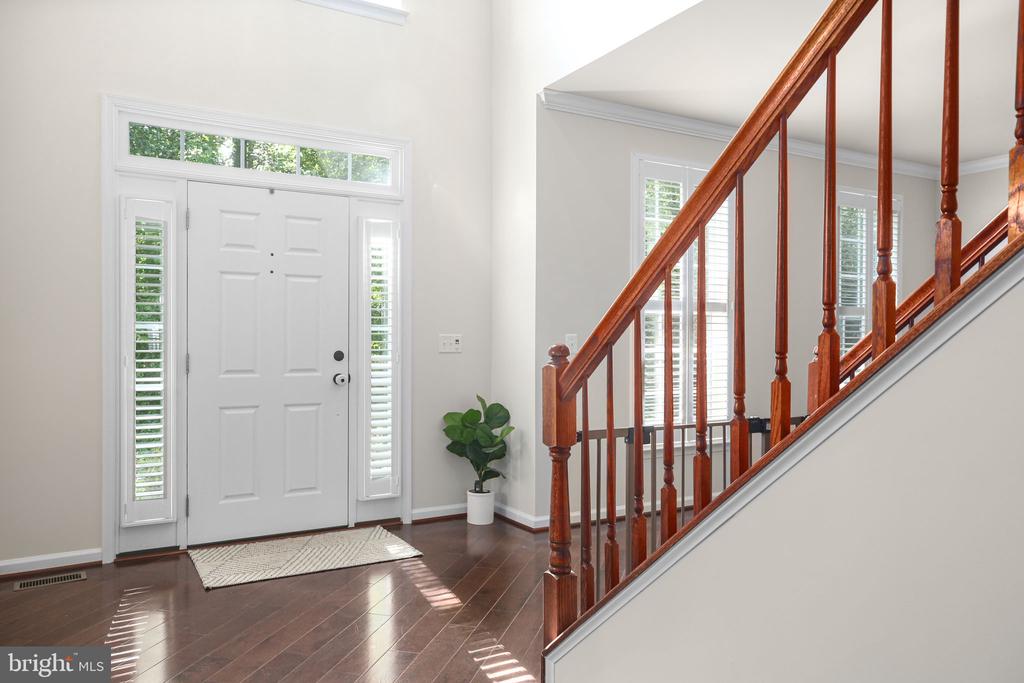 10108 WILLOW RIDGE LN, SPOTSYLVANIA, Virginia 22553, 4 Bedrooms Bedrooms, ,4 BathroomsBathrooms,Residential,10108 WILLOW RIDGE LN,VASP2041010 MLS # VASP2041010