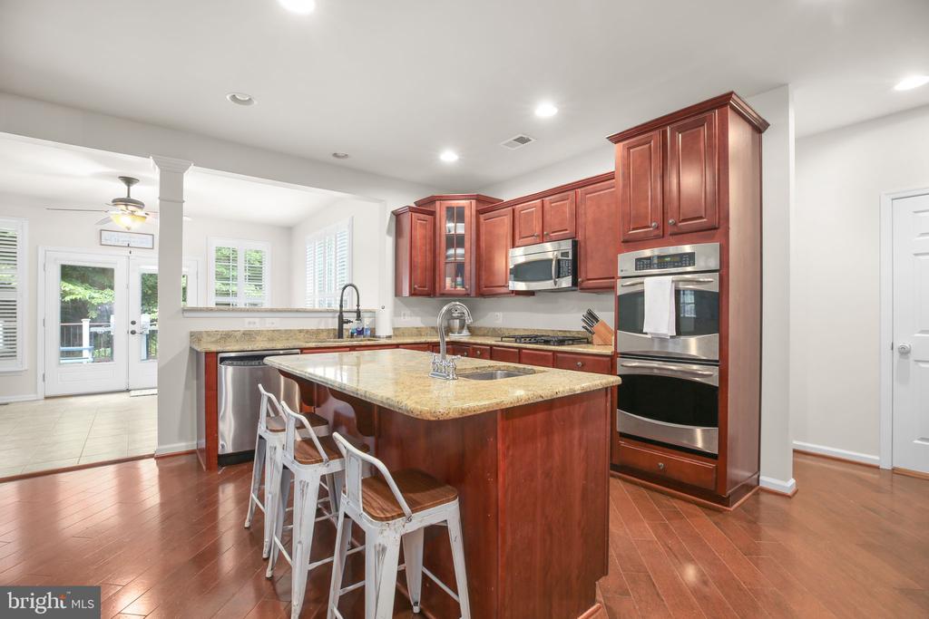 10108 WILLOW RIDGE LN, SPOTSYLVANIA, Virginia 22553, 4 Bedrooms Bedrooms, ,4 BathroomsBathrooms,Residential,10108 WILLOW RIDGE LN,VASP2041010 MLS # VASP2041010