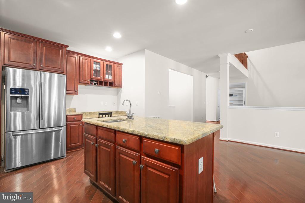 10108 WILLOW RIDGE LN, SPOTSYLVANIA, Virginia 22553, 4 Bedrooms Bedrooms, ,4 BathroomsBathrooms,Residential,10108 WILLOW RIDGE LN,VASP2041010 MLS # VASP2041010