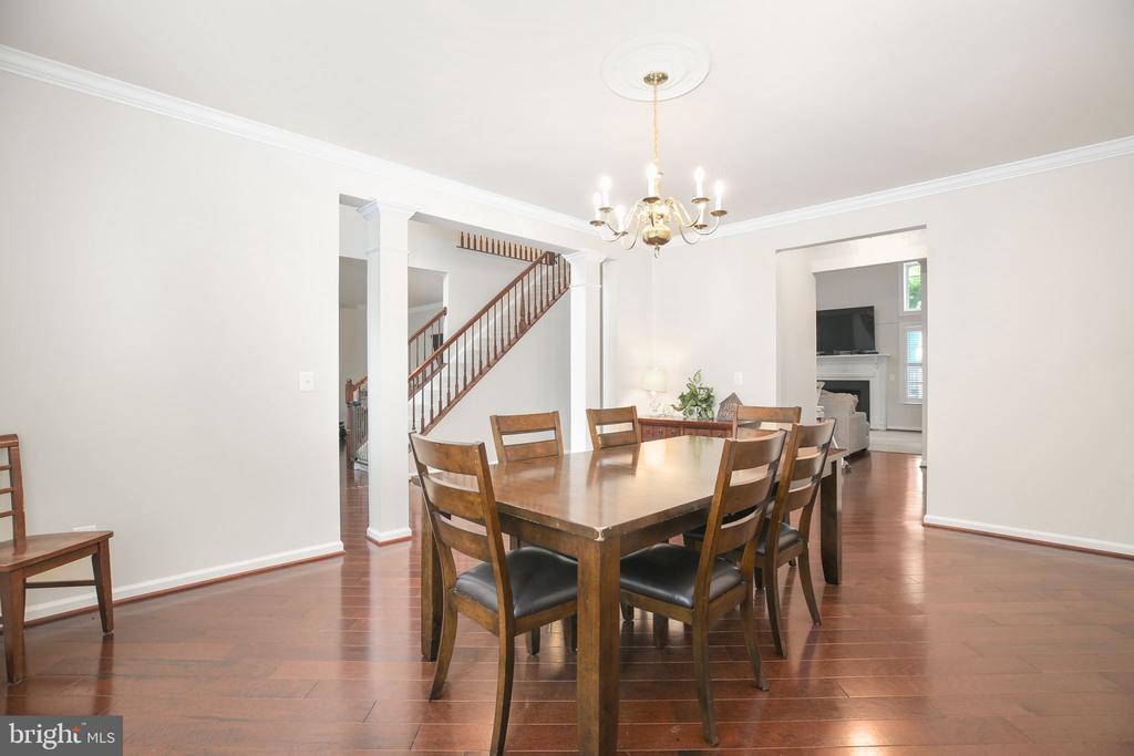 10108 WILLOW RIDGE LN, SPOTSYLVANIA, Virginia 22553, 4 Bedrooms Bedrooms, ,4 BathroomsBathrooms,Residential,10108 WILLOW RIDGE LN,VASP2041010 MLS # VASP2041010